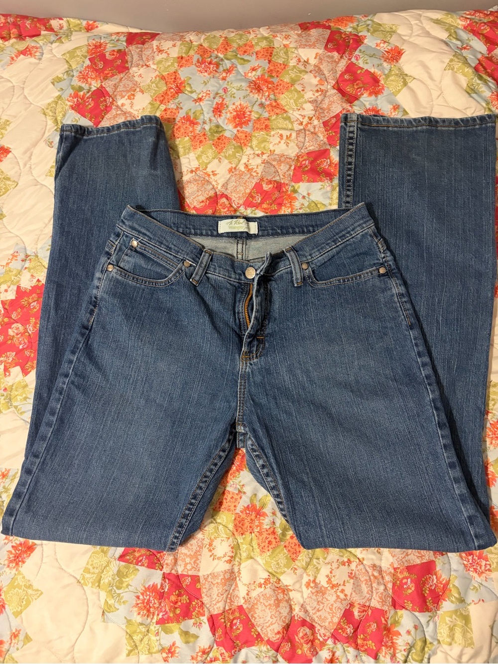 Woman’s wrangler jeans size 8x32